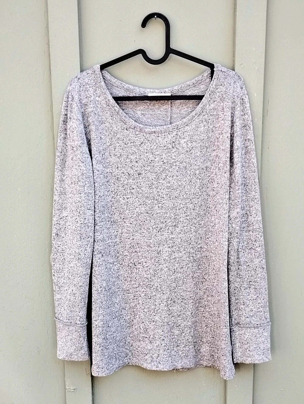 Coco & Main Women's Size L Gray Elbow Patch Sweater with Back Buttons
